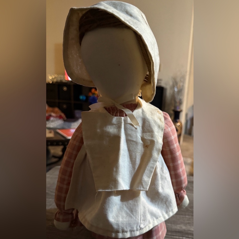 Classic Prairie Doll with White Bonnet